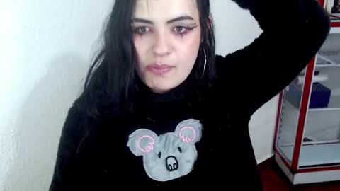 Snapshot of hanna99moon chatting on 02.14.25 JUANA online show from 02.14.25