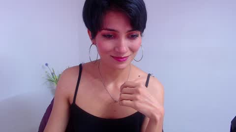 Snapshot of hanna_chloe chatting on 01.17.25 Sara online show from 01.17.25