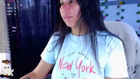 Snapshot of hannaagt chatting on 10.15.25 hannaagt online show from 10.15.25