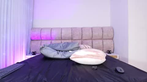 Snapshot of hannabecker_ chatting on 12.05.25 Hanna Becker online show from 12.05.25