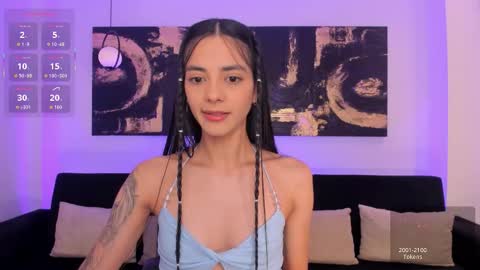 Snapshot of hannahjamesx chatting on 10.17.25 HANNAH J online show from 10.17.25