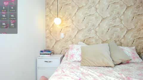 Snapshot of hannahudson__ chatting on 02.09.25 Camila online show from 02.09.25