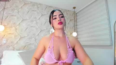 Snapshot of hannahudson__ chatting on 03.02.25 Camila online show from 03.02.25