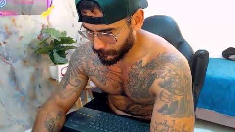 Snapshot of hanz_col chatting on 09.16.25 hanz_col online show from 09.16.25