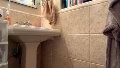 Snapshot of happyhogan1 chatting on 01.09.25 Jhonassmann12 online show from 01.09.25