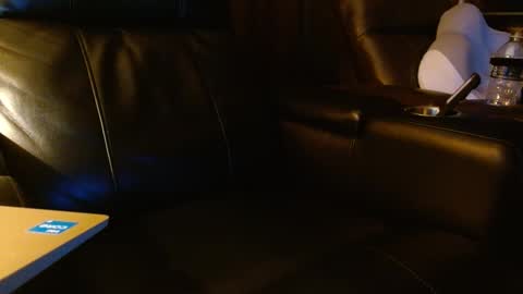 Snapshot of happyhogan1 chatting on 01.23.25 Jhonassmann12 online show from 01.23.25