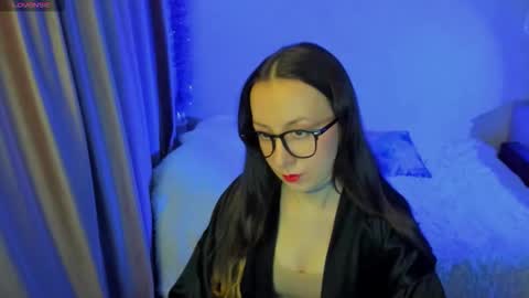 Stephanie online show from 10.23.25