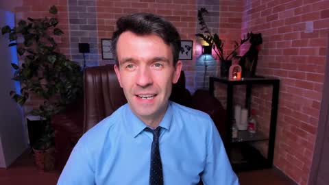 Snapshot of hard_and_juici chatting on 12.15.24 Steve online show from 12.15.24