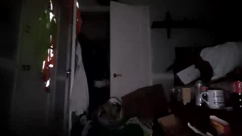 Snapshot of hardalt chatting on 10.14.25 hardalt online show from 10.14.25