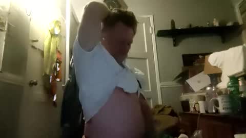 Snapshot of hardalt chatting on 10.21.25 hardalt online show from 10.21.25