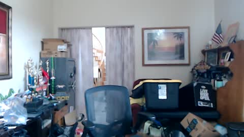 Snapshot of hardblondcouplehawaii chatting on 09.28.25 Steele and Cassie online show from 09.28.25