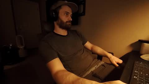 Tom online show from 09.14.25