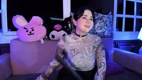 Snapshot of harimoon chatting on 10.17.25 Harimoon online show from 10.17.25