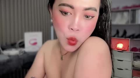 Snapshot of harley_queen69x chatting on 10.11.25 BABY KIMMY online show from 10.11.25