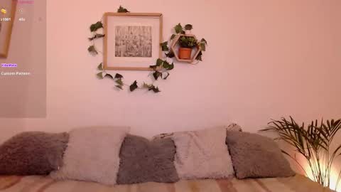 Harmony    Please help me to reach 100 thumbs up online show from 02.11.25