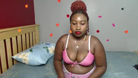 Snapshot of harriegrovin chatting on 01.07.25 Grovin online show from 01.07.25