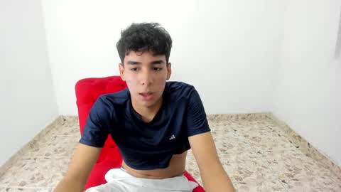 Snapshot of harry_latinboy chatting on 02.26.25 Harry online show from 02.26.25