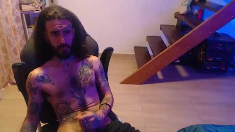 Snapshot of harry_reems_ chatting on 01.09.25 OMAR online show from 01.09.25