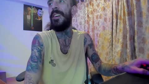 Snapshot of harry_reems_ chatting on 01.28.25 OMAR online show from 01.28.25