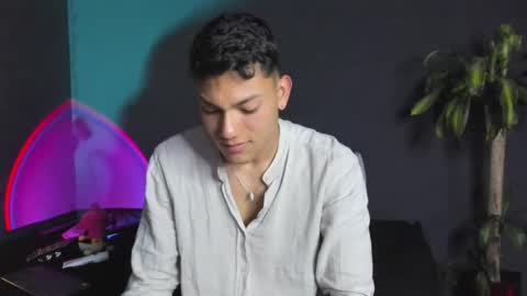Snapshot of harrydavidsonx chatting on 09.28.25 ... online show from 09.28.25