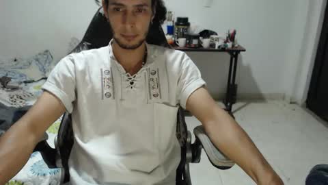 Snapshot of hasani_savala chatting on 09.16.25 Hasani online show from 09.16.25