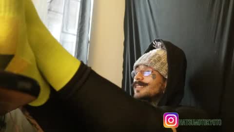 Snapshot of hatsumotokyoto chatting on 01.23.25 More content 2 online show from 01.23.25