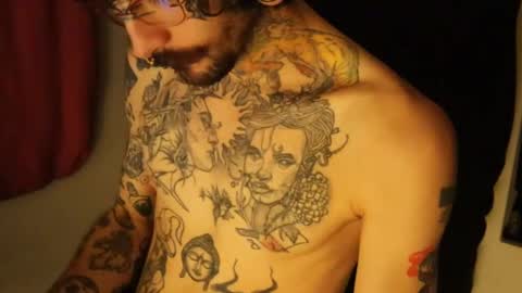 Snapshot of hatsumotokyoto chatting on 02.09.25 More content 2 online show from 02.09.25