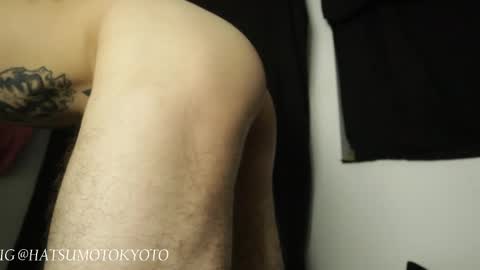 Snapshot of hatsumotokyoto chatting on 02.19.25 More content 2 online show from 02.19.25