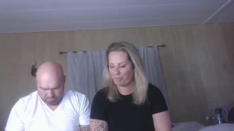 hawktuahgwakgwakmom online show from 01.06.25