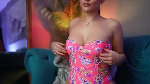 Snapshot of hazelgalaxy chatting on 11.30.25 Hazel online show from 11.30.25