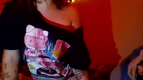 Snapshot of hazepup chatting on 10.19.25 slvt4you  online show from 10.19.25