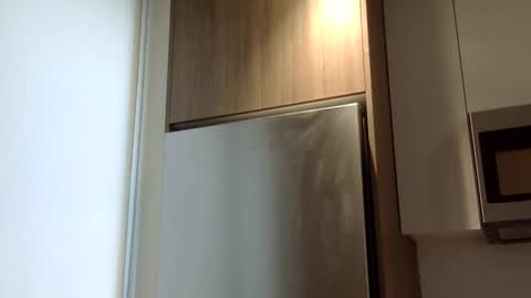 Snapshot of heatwavee chatting on 01.25.25 heatwavee online show from 01.25.25