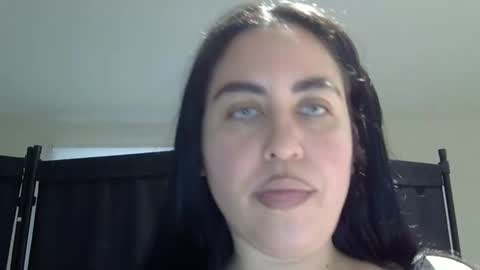 Snapshot of heatwavee chatting on 02.13.25 heatwavee online show from 02.13.25