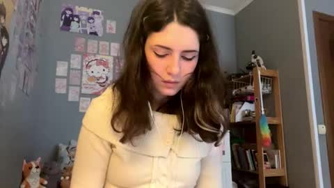 Sarah online show from 12.04.25