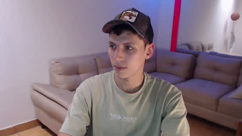 Snapshot of hefesto_69 chatting on 12.30.24 hefesto_69 online show from 12.30.24