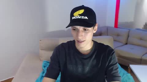 Snapshot of hefesto_69 chatting on 02.26.25 hefesto_69 online show from 02.26.25