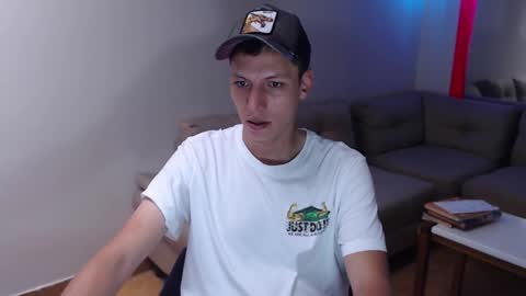 Snapshot of hefesto_69 chatting on 09.16.25 hefesto_69 online show from 09.16.25