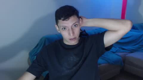 Snapshot of hefesto_69 chatting on 09.19.25 hefesto_69 online show from 09.19.25