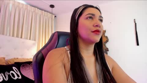              online show from 11.22.25