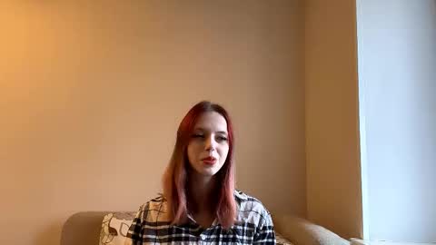 Snapshot of heikesantrmire chatting on 10.24.25 Alice online show from 10.24.25