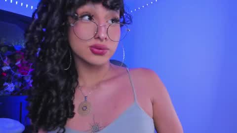 Heka Prudence online show from 12.24.24