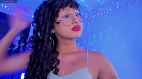 Heka Prudence online show from 01.12.25