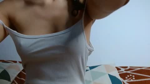 Snapshot of helena_hadler chatting on 01.28.25 -- EE -- online show from 01.28.25