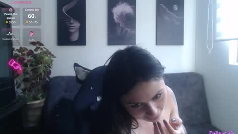 Snapshot of helena_olivet chatting on 09.19.25 HELENA online show from 09.19.25