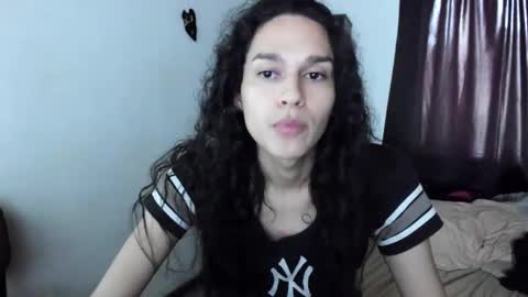 Snapshot of helena_spellman chatting on 10.10.25 helena_spellman online show from 10.10.25