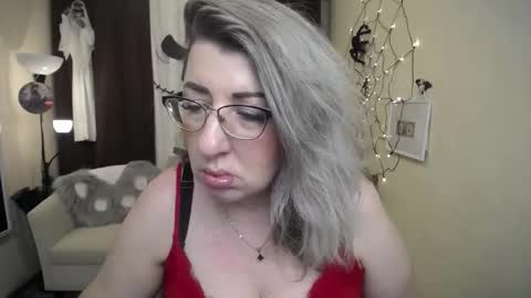 helenenigma online show from 10.29.25