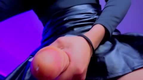    online show from 12.03.25