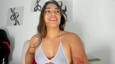 Snapshot of hellen_rice chatting on 10.13.25 hellen_rice online show from 10.13.25