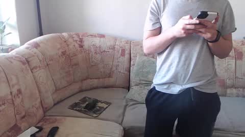 Remy online show from 02.11.25