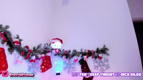 helloiamastrid online show from 12.27.24